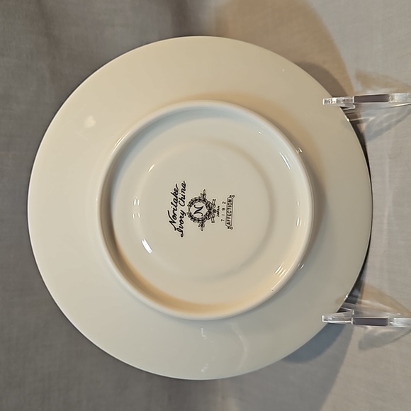 Noritake Affection 7192 Footed Cup & Saucer, Ivory China new - Picture 4 of 9